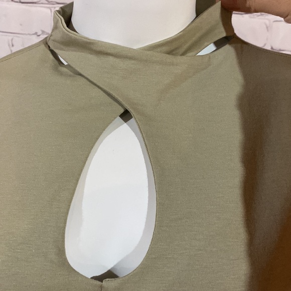 Brand new Oak+Fort cutout siege green high neck top/blouse - Picture 2 of 4